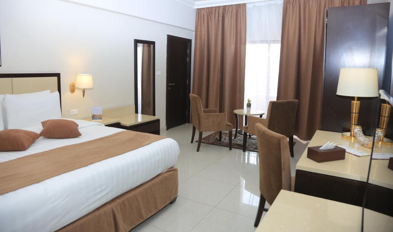 Grand East Hotel - Resort & Spa Dead Sea Sweimeh Værelse billede