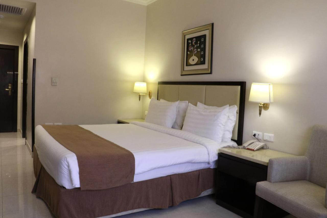 Grand East Hotel - Resort & Spa Dead Sea Sweimeh Værelse billede